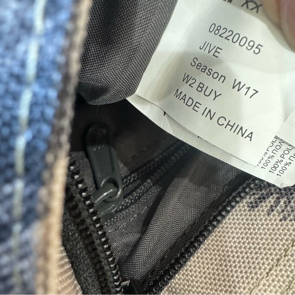 DaKine Jive Crossbody Shoulder Purse Bag Pattern Adjustable Strap Jackalope - Picture 12 of 13